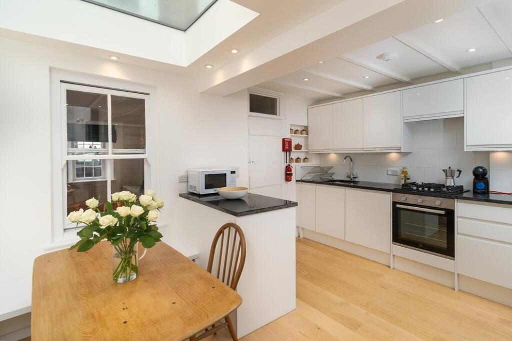 Beautiful And Contemporary Cornish Townhouse In Penzance Exterior foto